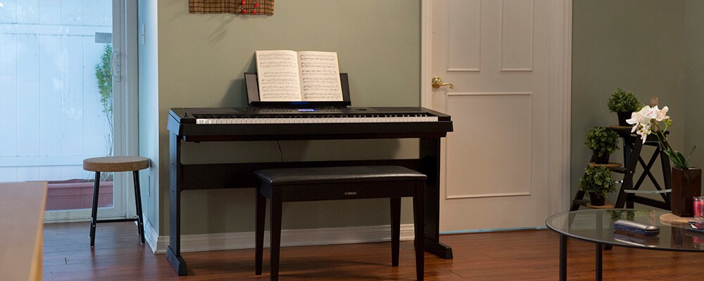 DGX-660 - Descrição - Pianos Digitais Portáteis - Produtos