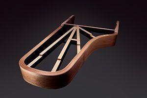 2. Contorno e travessas estruturais com ARE* oferecem um som quente e profundo