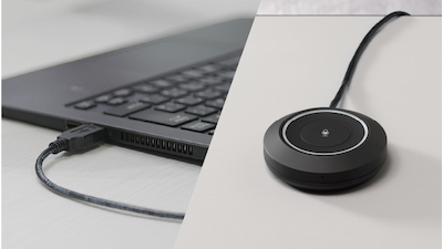 Foto que combina um PC conectado via USB e um controlador de um toque, expressando a ideia de "Sem preparativos ou operações complicadas"