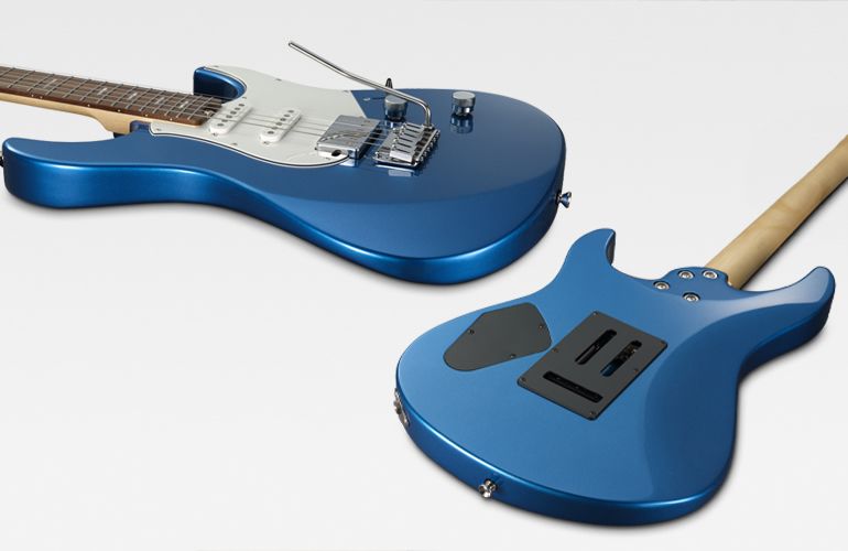 Guitarra Yamaha PACS+ 12 M SB Spark Blue Pacifica Standard Plus