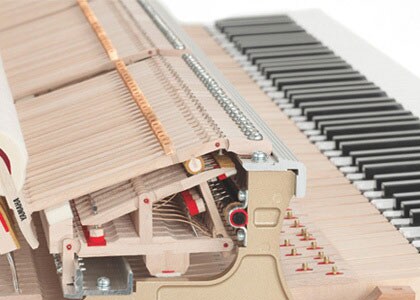 CLP-675 - Descrição - Clavinova - Produtos - Pianos - Yamaha - Brasil
