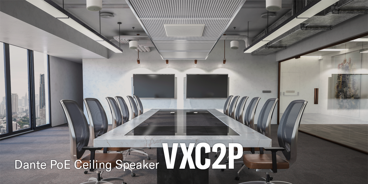 Sala de reunião com alto-falantes suspensos VXC2P instalados no teto