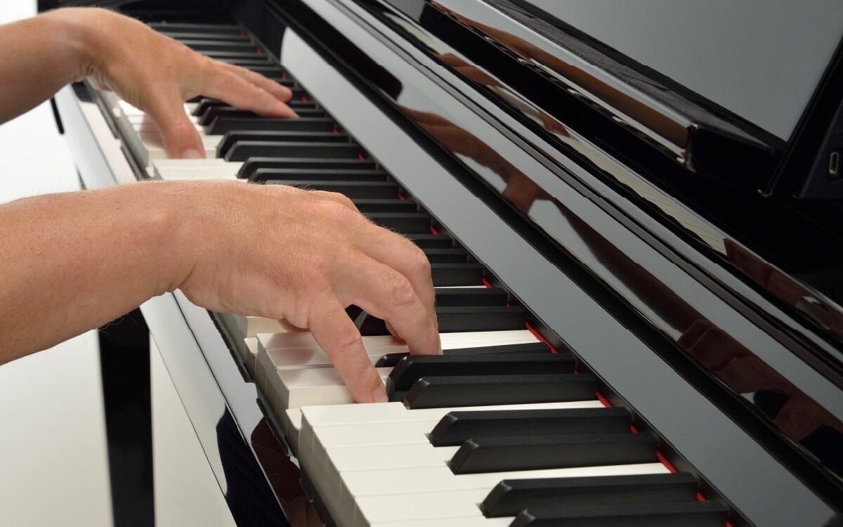 CSP-255 - Descrição - Clavinova - Produtos - Pianos - Yamaha - Brasil