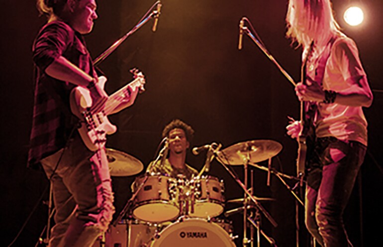 Indoor Stages / Houses of Worship [Small]