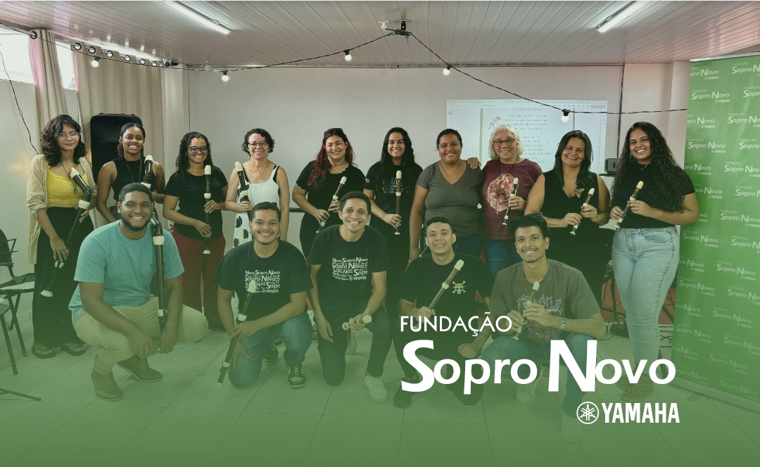 Flautistas da Orquestra Sopro Novo Piauí em formação para apresentação.