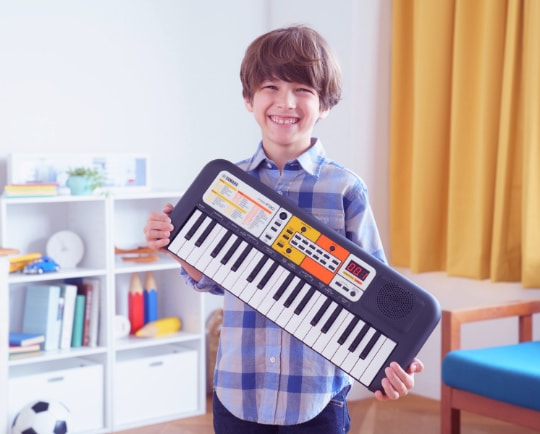 Teclado Yamaha PSS-F30 Infantil 37 Teclas - INTERMEZZO