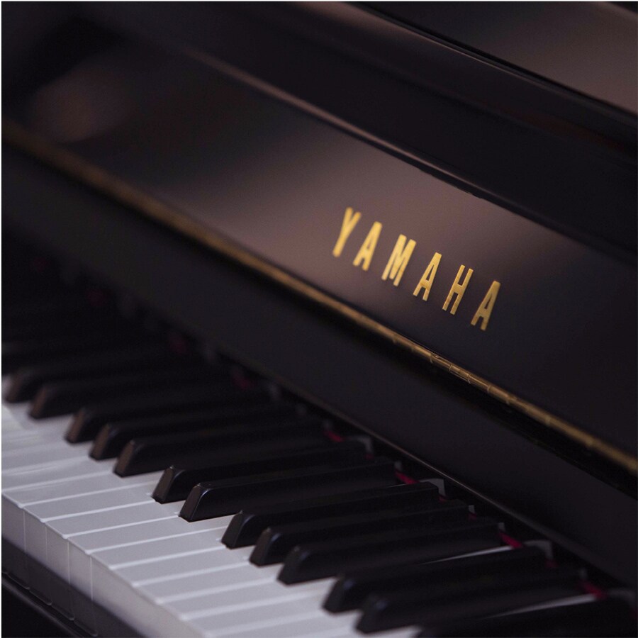 Série JU/JX - Descrição - PIANOS VERTICAIS - Produtos - Pianos