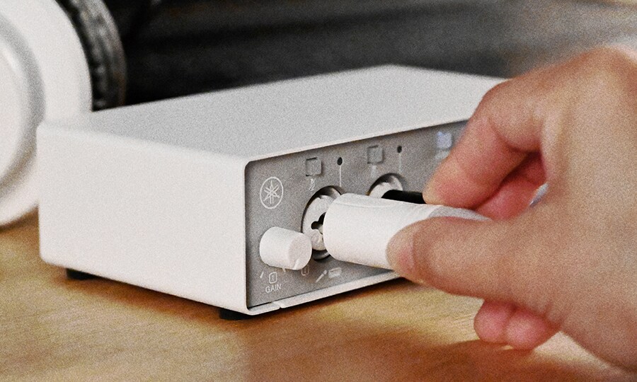 UR22MK3 - Descrição - Série UR-MK3 - Interfaces - Produtos